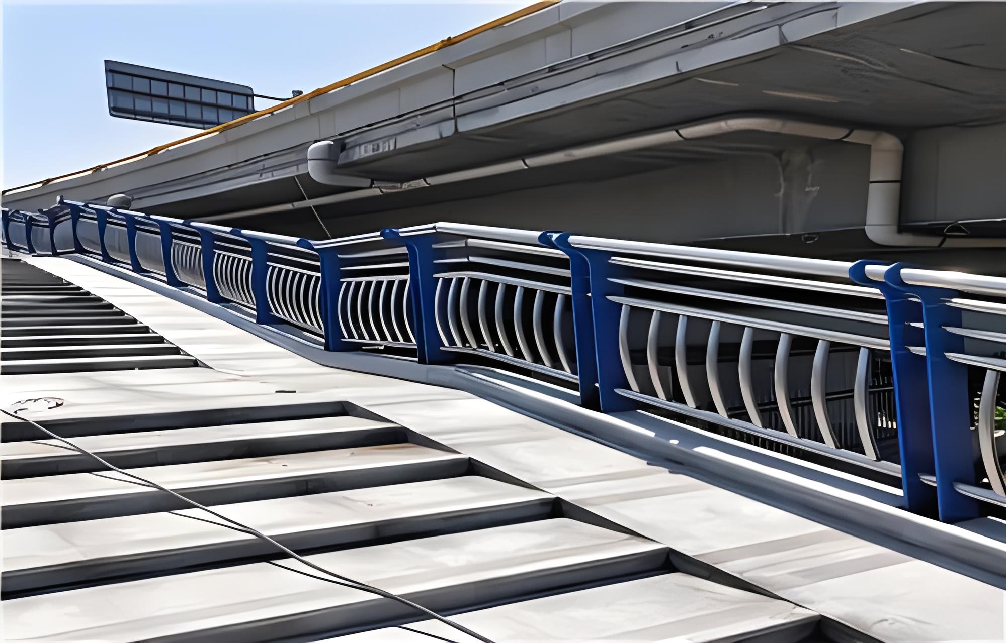 南昌不锈钢桥梁护栏维护方案：确保安全，延长使用寿命